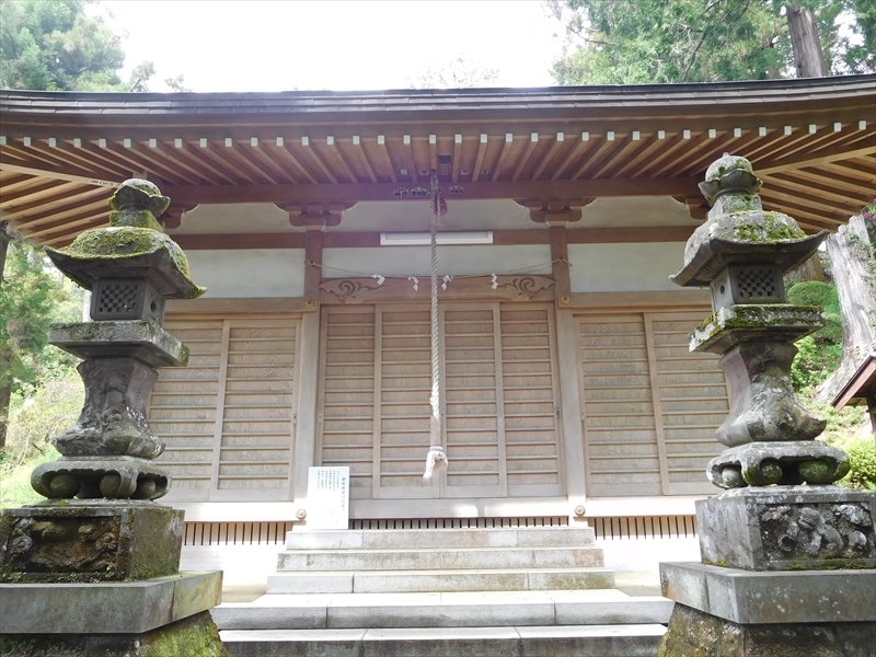 熊野神社拝殿_R.JPG